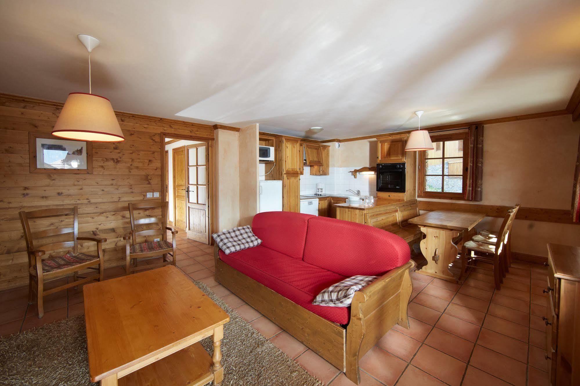 سان-مارتن-دي-بيفيل Cgh Residences & Spas Les Chalets Du Soleil Authentiques المظهر الخارجي الصورة