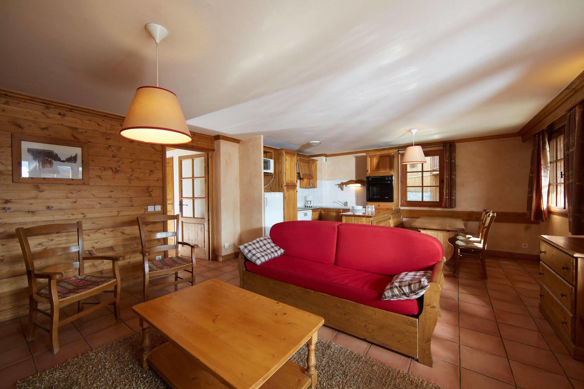 سان-مارتن-دي-بيفيل Cgh Residences & Spas Les Chalets Du Soleil Authentiques المظهر الخارجي الصورة