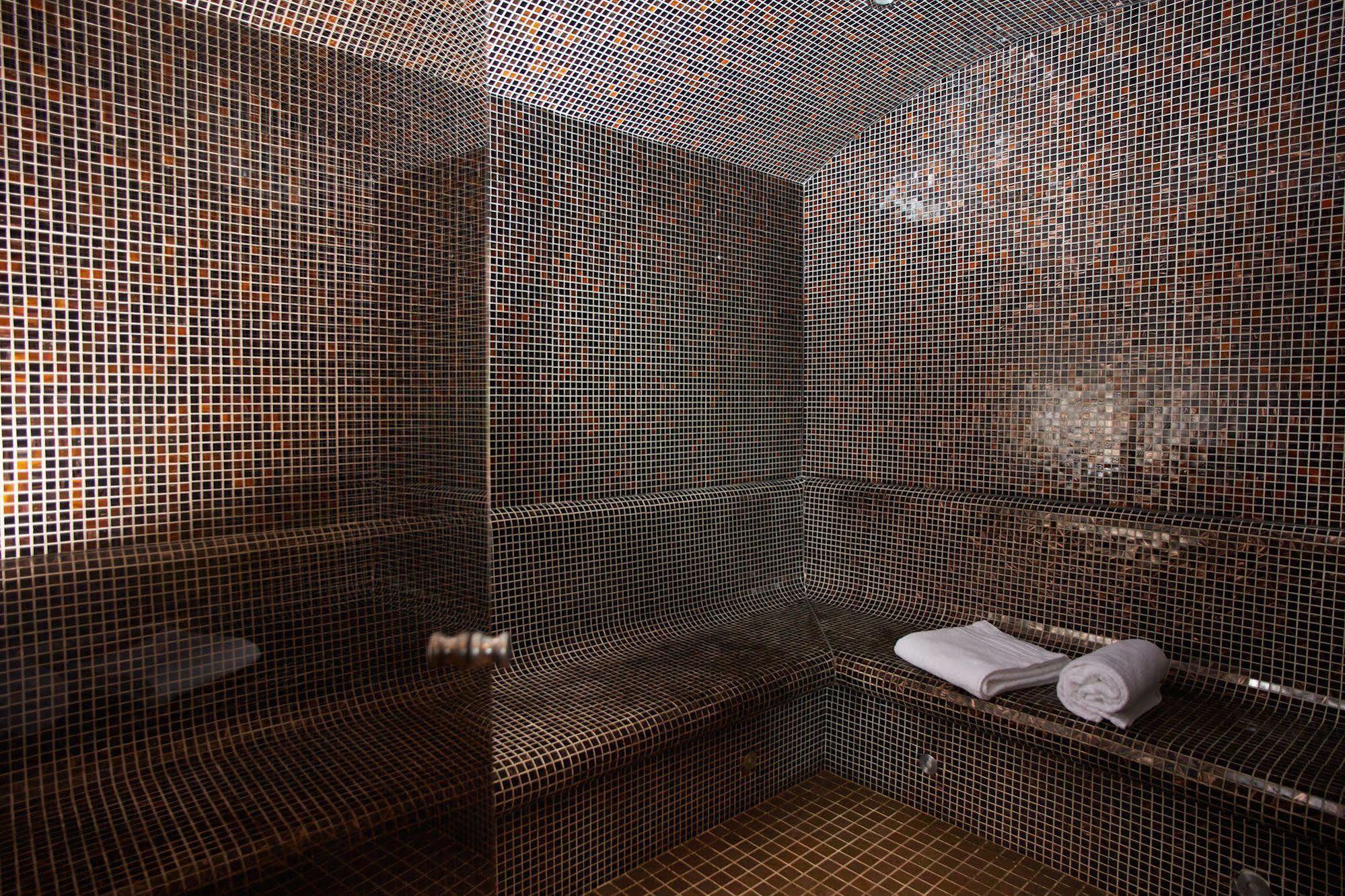سان-مارتن-دي-بيفيل Cgh Residences & Spas Les Chalets Du Soleil Authentiques المظهر الخارجي الصورة