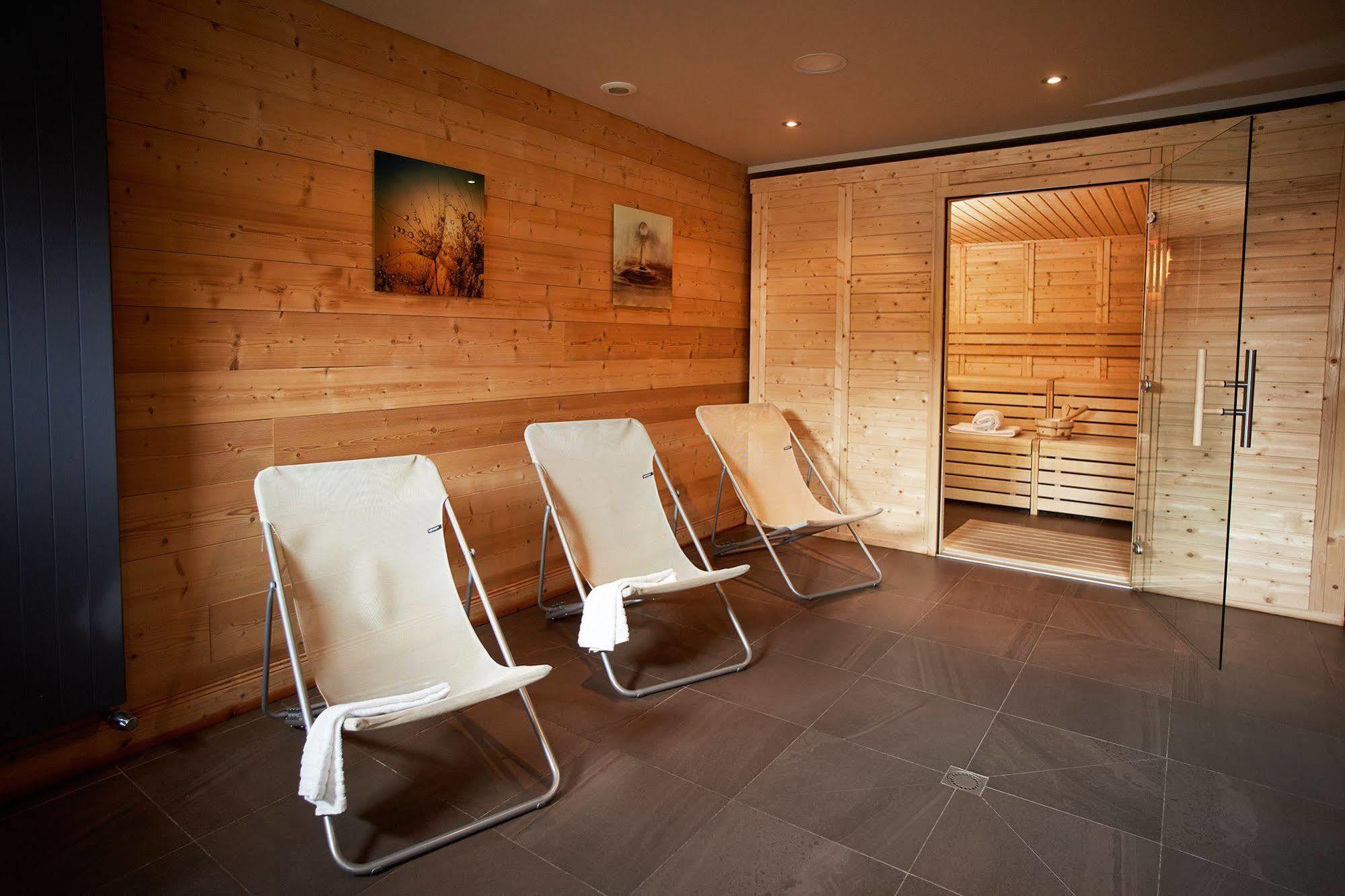 سان-مارتن-دي-بيفيل Cgh Residences & Spas Les Chalets Du Soleil Authentiques المظهر الخارجي الصورة