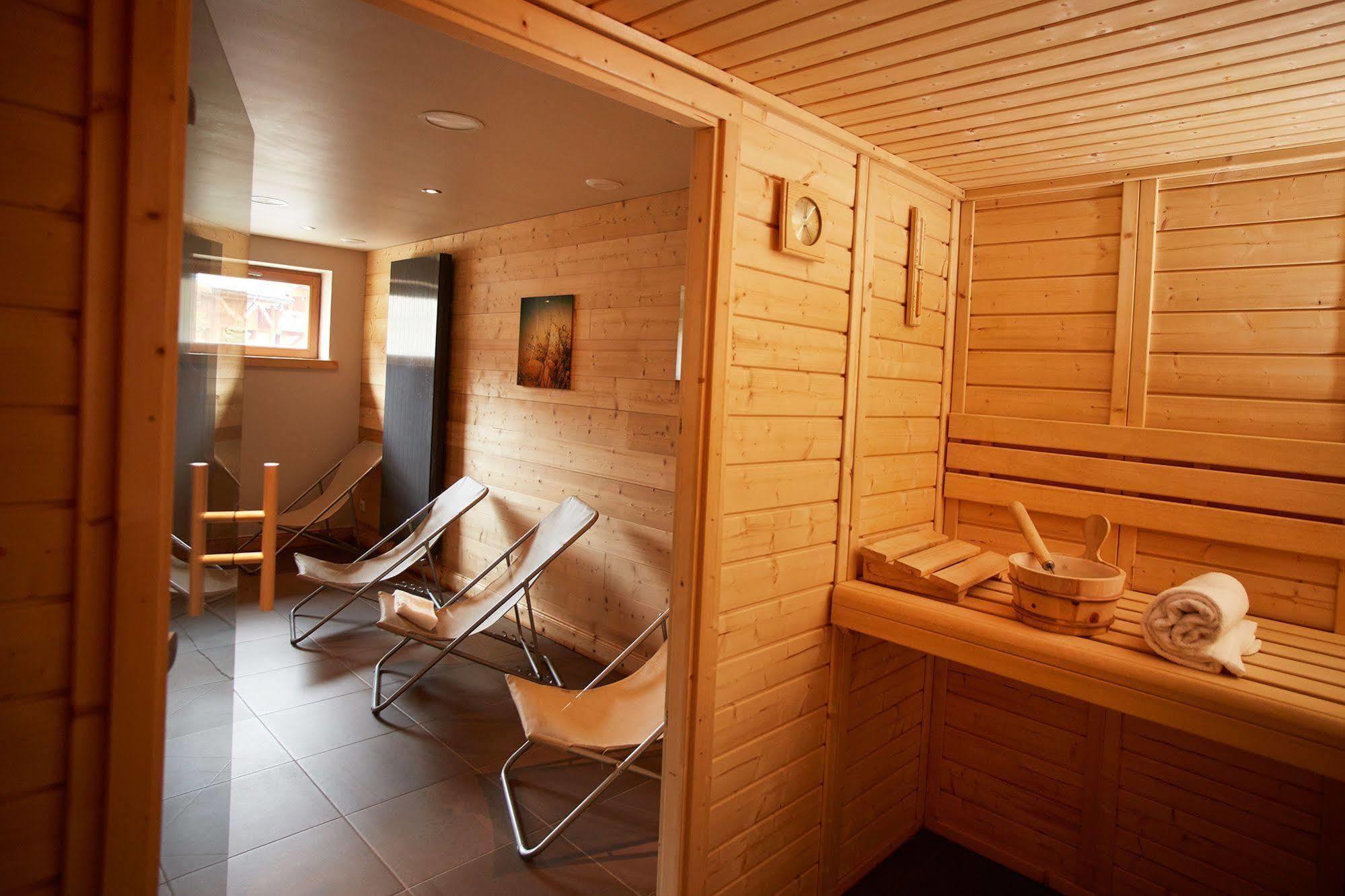 سان-مارتن-دي-بيفيل Cgh Residences & Spas Les Chalets Du Soleil Authentiques المظهر الخارجي الصورة